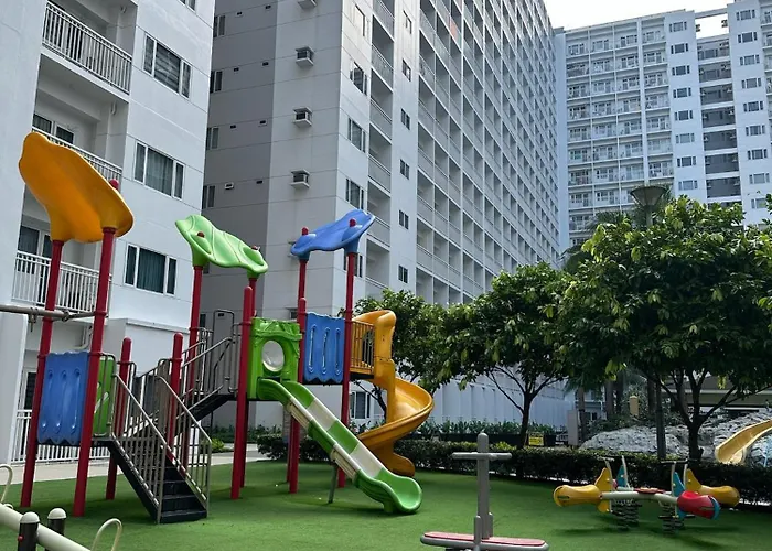 The Luxe Nook Shore Residences Moa *