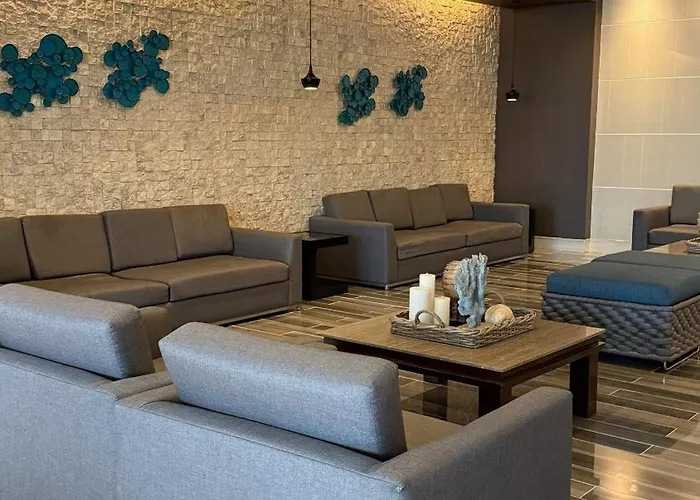 Aparthotel The Luxe Nook Shore Residences Moa