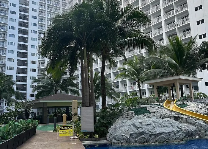 The Luxe Nook Shore Residences Moa * Manila