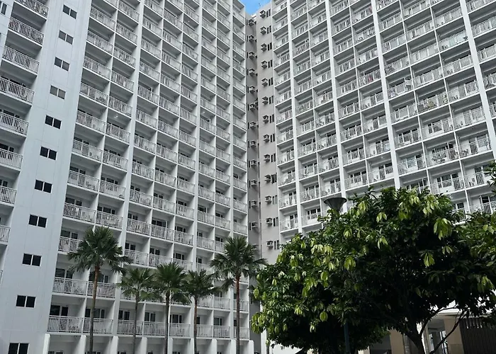 The Luxe Nook Shore Residences Moa * Manila